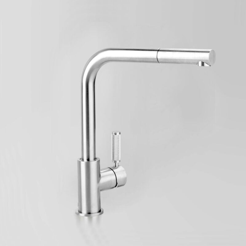 Icon + Lever Knurled Kitchen Mixer with Pull Out Spray V9