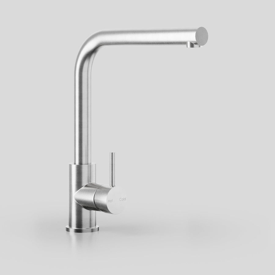 Icon Kitchen Mixer with pull out spray