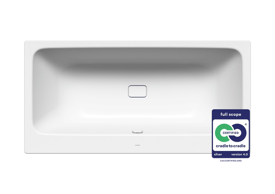 Asymmetric Duo Built in Bathtub