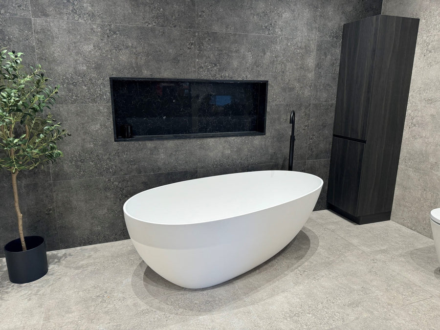 Alice VX03 1700 Freestanding Egg-Shaped Stone Bath