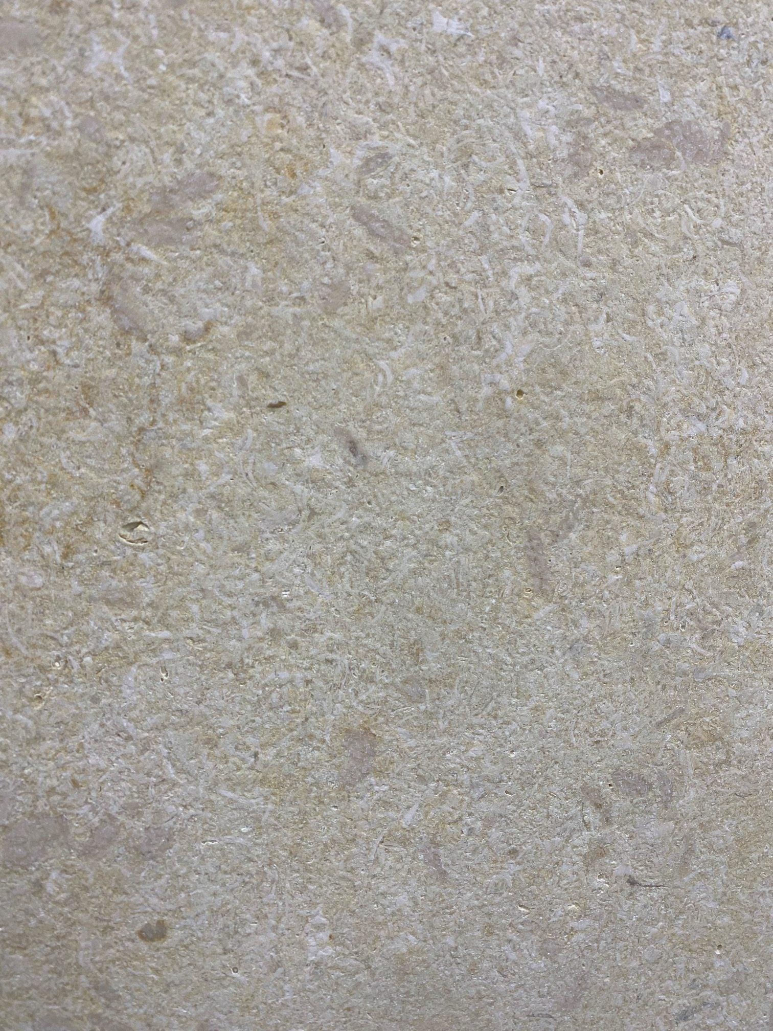 Crema Novelda Tumbled Limestone