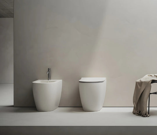 Futura Wall Faced Suite