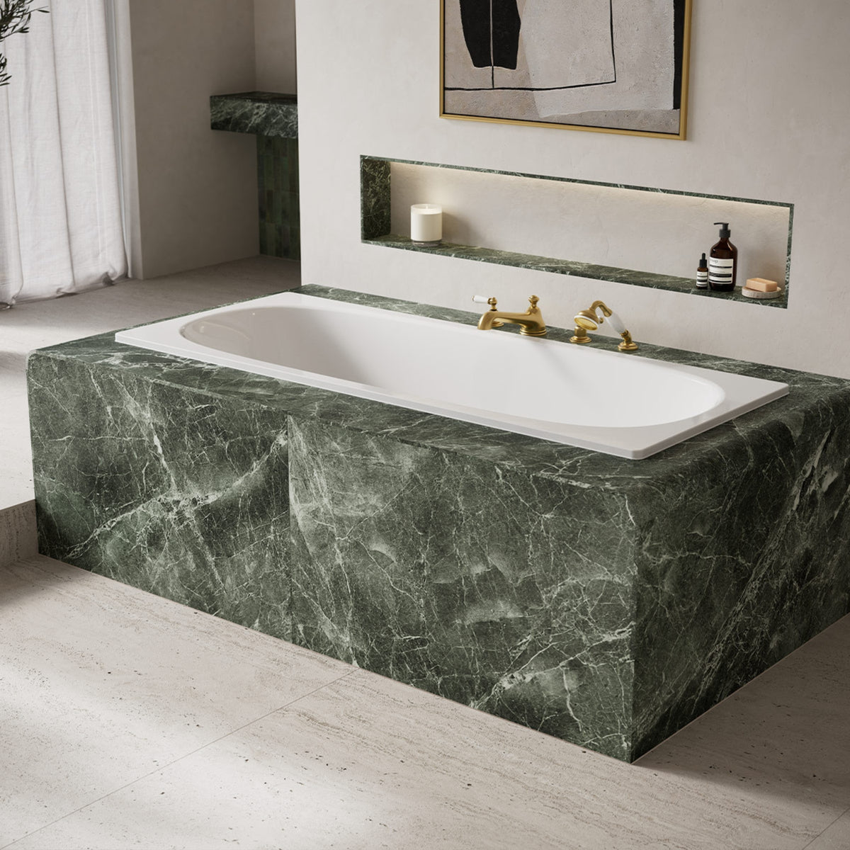Lussari Built-in Bath