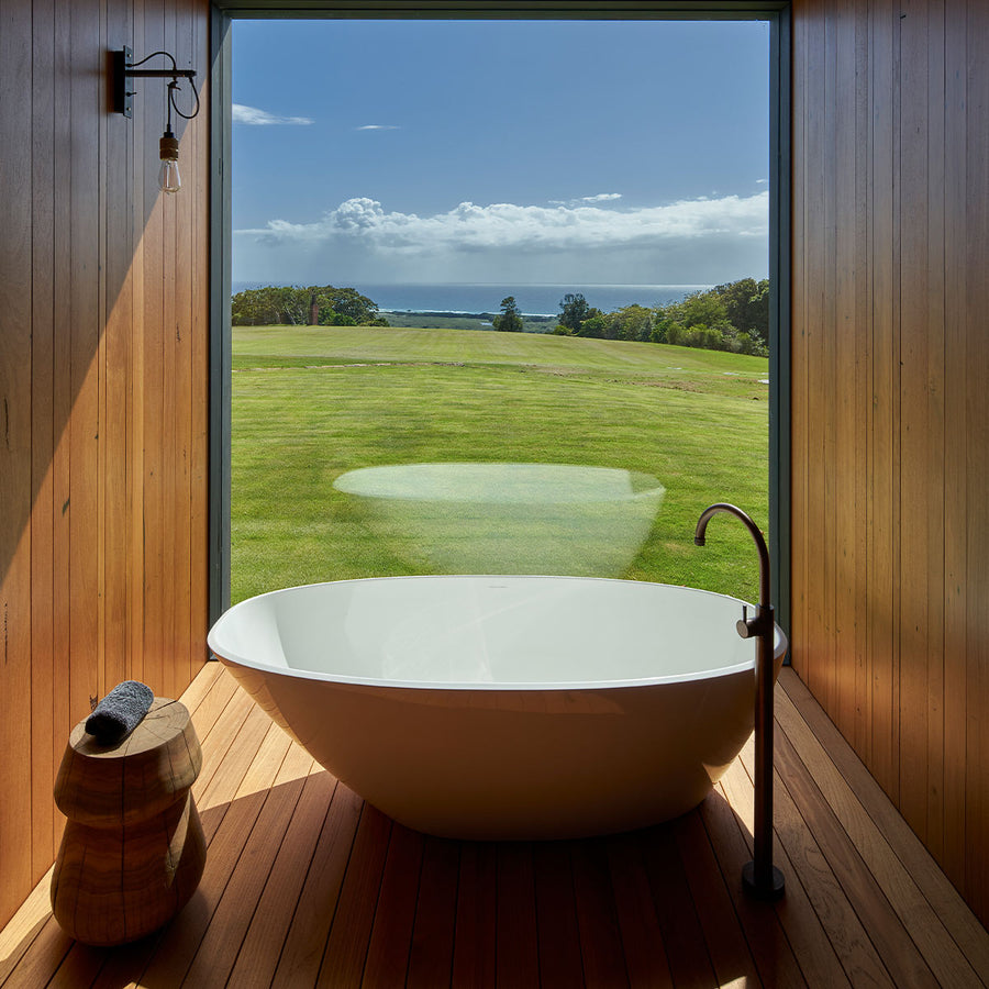 Mozzano Freestanding Bath