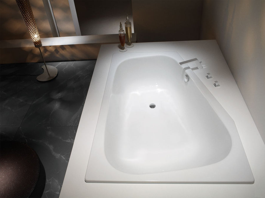 Plaza Duo Right Built in Bathtub