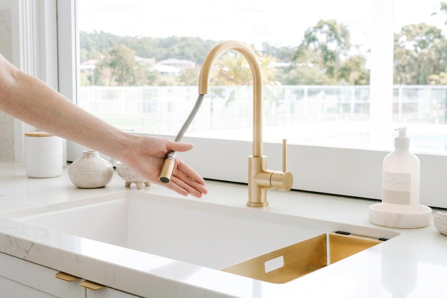 Pull-Out Mixers