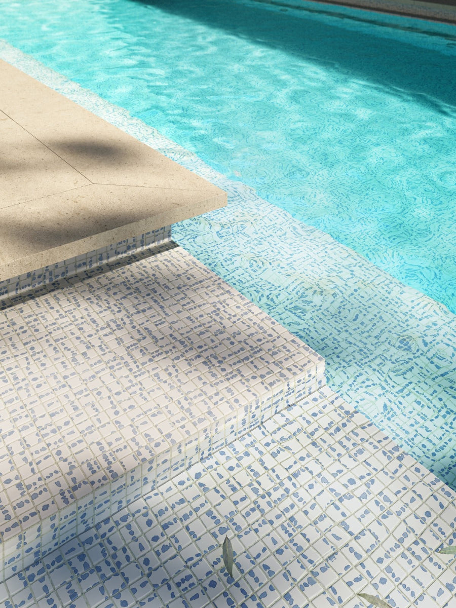 Aquarelle Rims Mosaic Pool Tile