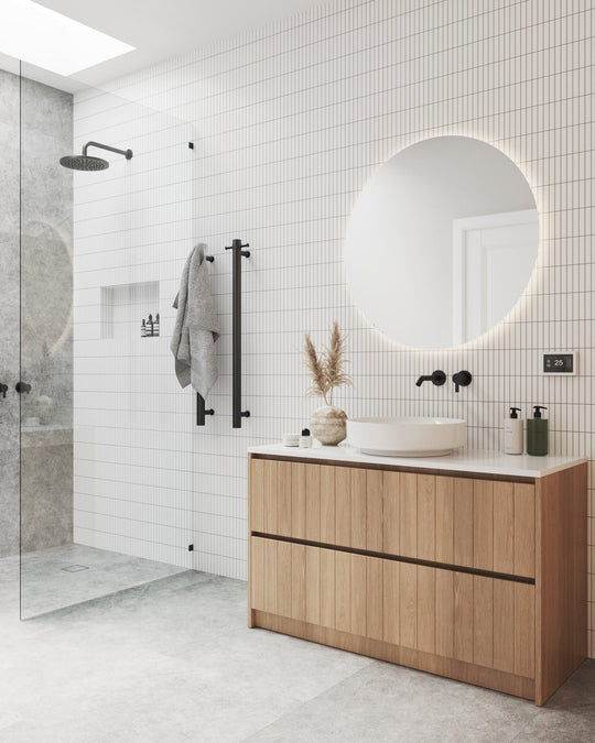 Backlit Round Shape 600mm Mirror with Demister