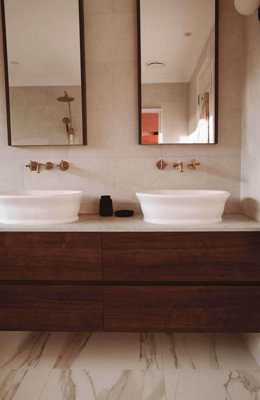 Cambridge Above Counter Basin