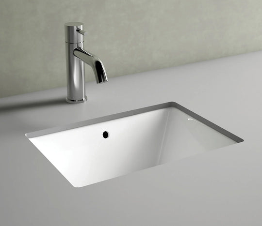 Manhattan Squeeze Undermount Basin