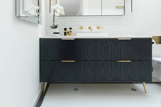 Regency Vanity On Leg