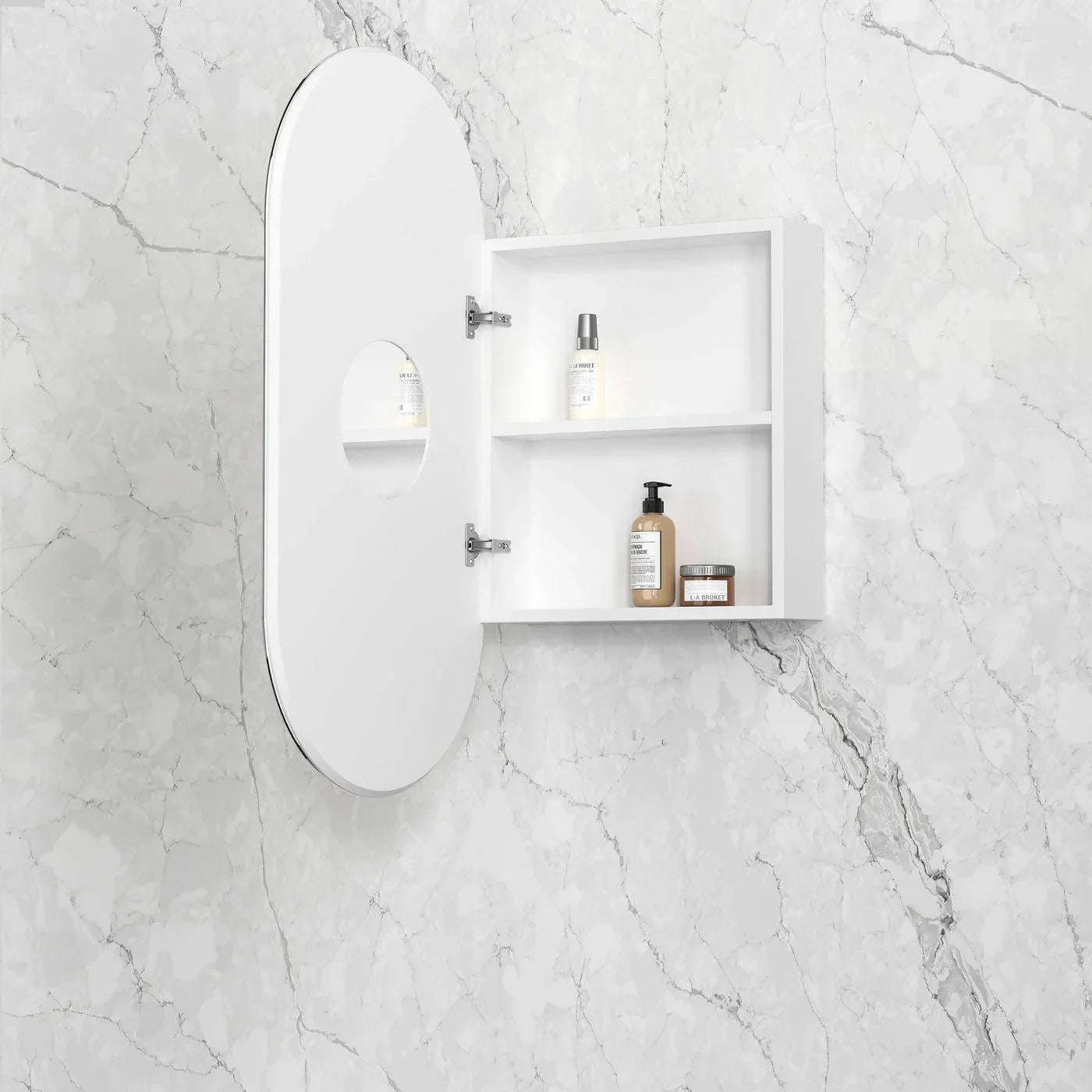 NOOSA Pill Shape Shaving cabinet